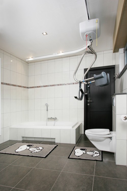 Plafondrail Esthetische bevestiging aan het plafond