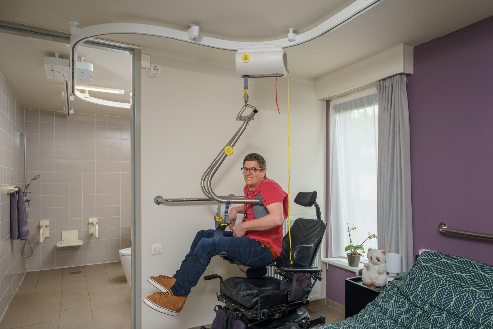 Plafondlift - motor vast aan de rail , Plafondrails , Handi-Move Tilbeugel®