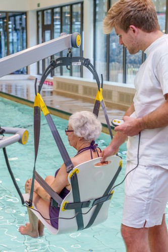 Mobiele zwembadlift , Tilstoel voor zwembadlift